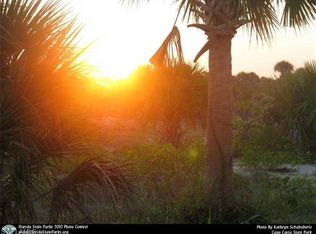 S Oak St, Labelle, FL 33935