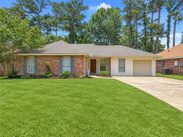 2154 Biron St, Mandeville, LA 70448