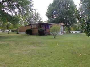 596 Crattie Dr, Springville, TN 38256