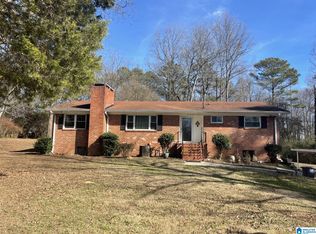 157 W Shugart Ridge Rd, Gardendale, AL 35071