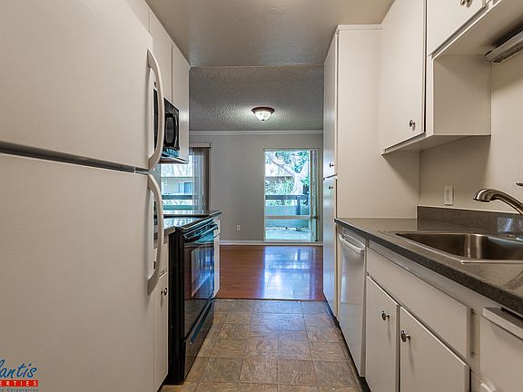2nd image of 296 Tradewinds Dr APT 3
