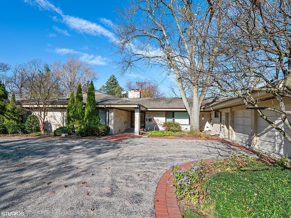 895 Tower Rd, IL 60093 Zillow