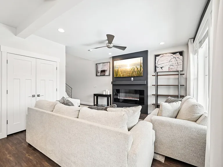1124 W Wasatch Spring Rd — Photo 6