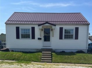 1611 Elm St, Coshocton, OH