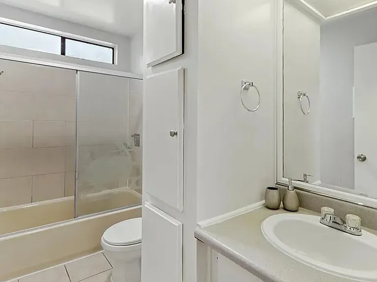 2373 Foothill Blvd #C — Photo 11
