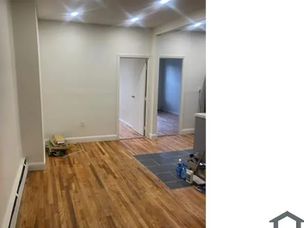 632 Osborn St, Brooklyn, NY 11212