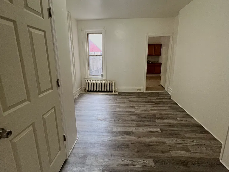 1122 W Tilghman St #1 — Photo 3