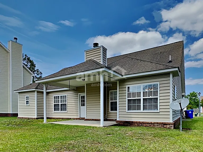 7745 Fayetteville Rd — Photo 19
