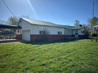 400 S Wall St, Mountain Grove, MO 65711