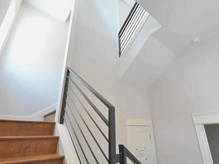 4307 Marina St — Photo 36