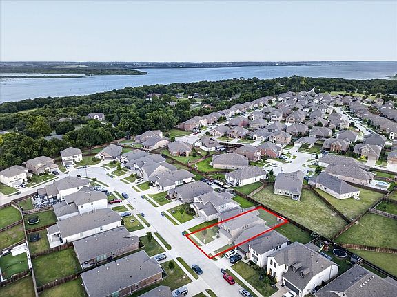 3rd image of 1814 Cedar Orchid Way