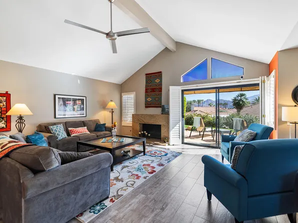 21 Las Cruces Ln, Palm Desert, CA 92260