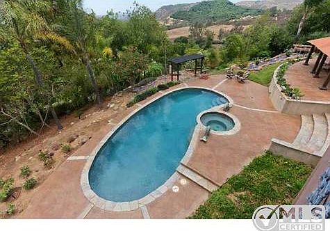 3rd image of 29612 Vista Valley Dr