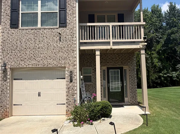 2557 Castellan Dr, Atlanta, GA 30316