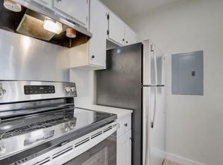 Moser Gardens Apartments, Dallas, TX 75206