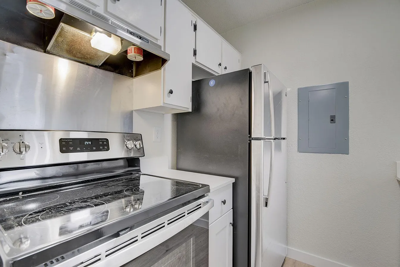 Moser Gardens Apartments - 2315 Moser Ave Dallas TX | Zillow