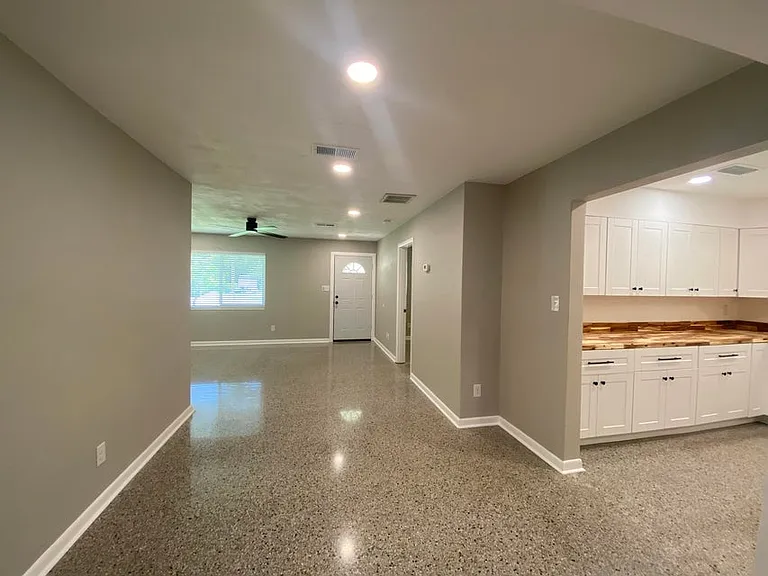 400 Argyle Ct — Photo 14