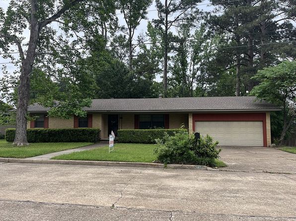 2838 Sylvia St