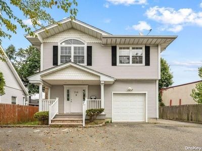 719 S Oyster Bay Road, Plainview, NY, 11803