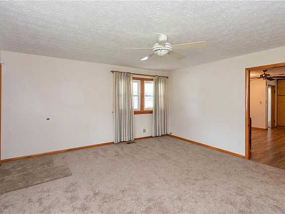 4th image of 8244 E 50th St