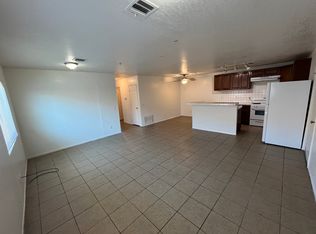 13615 Verbena Dr APT B, Desert Hot Springs, CA 92240