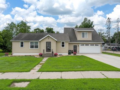 404 Paquin St E, Waterville, MN, 56096