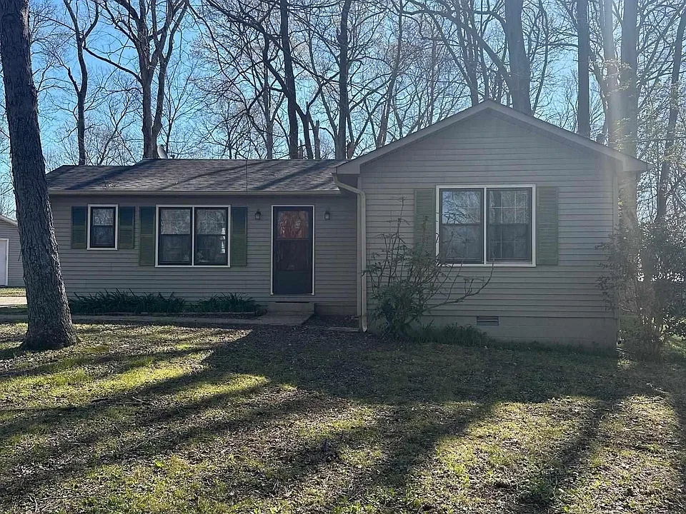 460 Lake Logan Rd