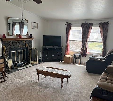4th image of 44 Castle Rd