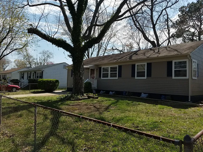 12 Clemwood Pkwy — Photo 2