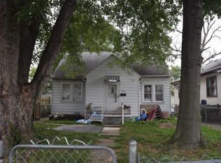 824 Jackson Ave, Evansville, IN