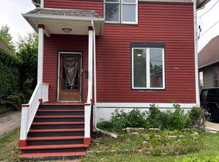 120 Hilton Pl #1, Elgin, IL 60120