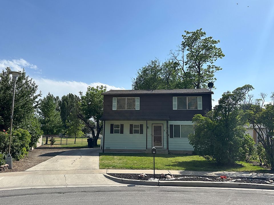 1st image of 624 E Cutler Ave