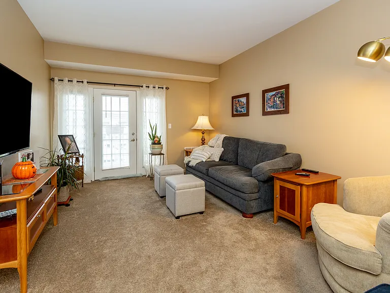 Connect55+ Wheatfield West — Photo 16