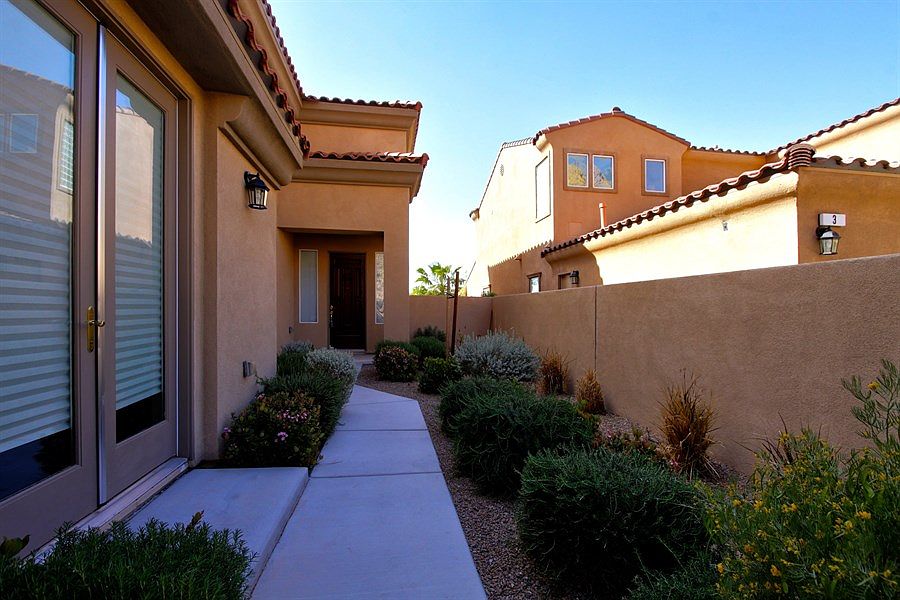 2nd image of 5 Al Castello Ct