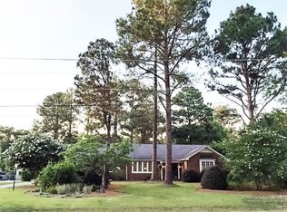 3704 Woodlawn Rd, Rocky Mount, NC 27804