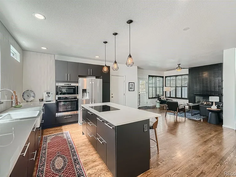 8031 E Bayaud Ave — Photo 9