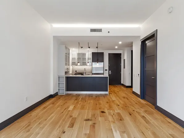 10 Montieth Street image 1 of 33