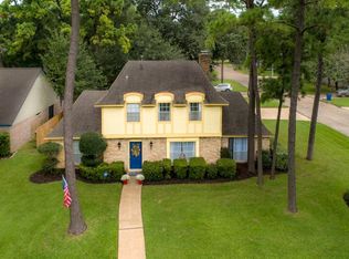 8202 Coolshire Ln, Houston, TX 77070