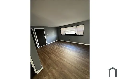 7905 S Greenwood Ave #3 Photo 1