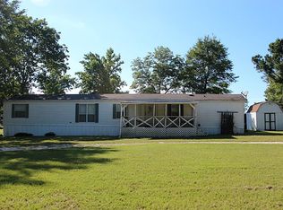 4 Kickapoo Dr, Huntsville, TX 77320