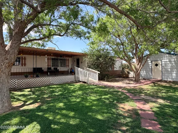 9 Queens Ln, Caballo, NM 87931
