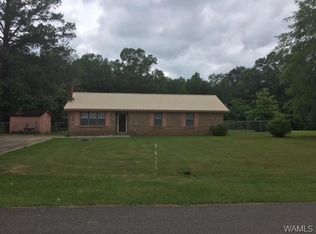 101 Longstreet Dr, Livingston, AL 35470