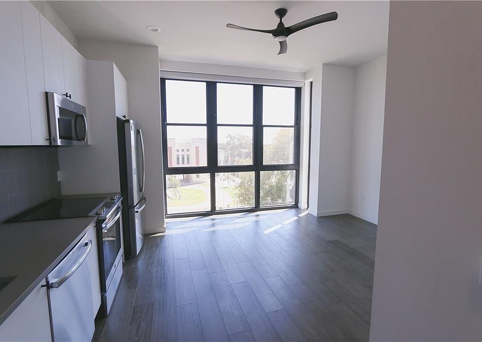 1st image of 800 Embassy Dr APT 405