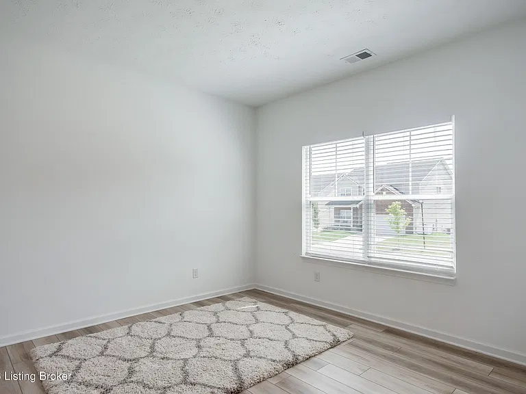 17010 Meander Way — Photo 11