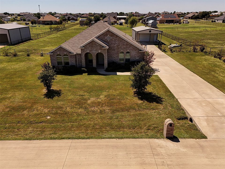1st image of 1021 Cashew Dr