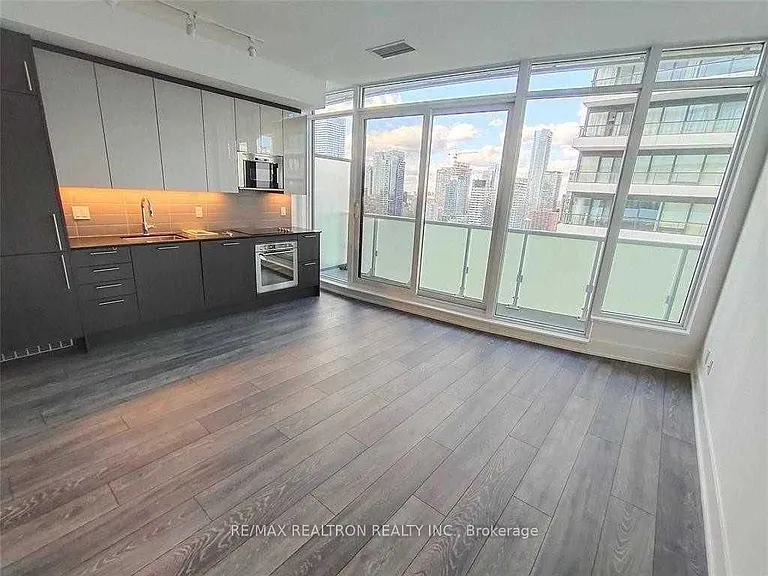 403 Church St #3407 — Photo 9