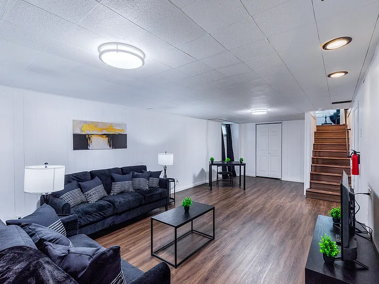 6042 Hancock Ave — Photo 29