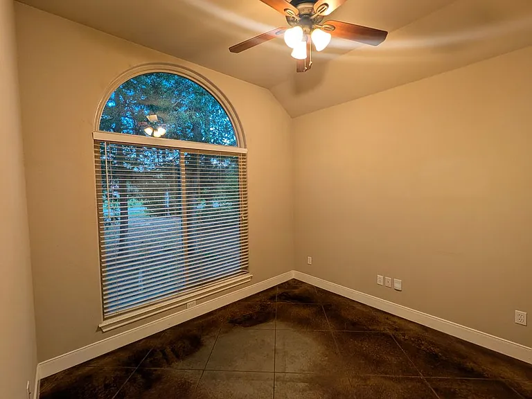 178 S Buckhorn Dr — Photo 9