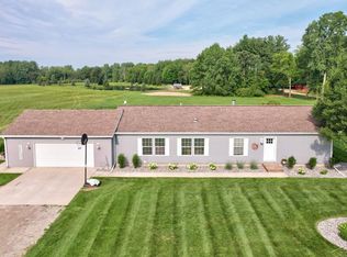 1 Kozy Lake Rd, Hemlock, MI 48626