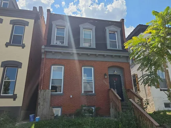 2852 Arsenal St, Saint Louis, MO 63118